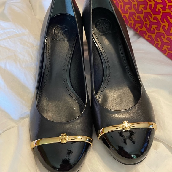 NWT Tory Burch Black/Black Pacey 65 MM wedge-Equestrian Shoes